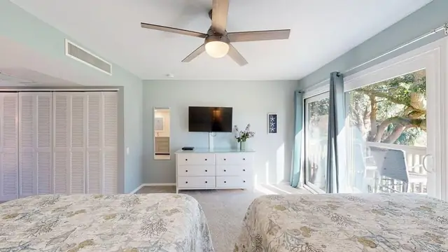 Bedroom at Water Oak 11